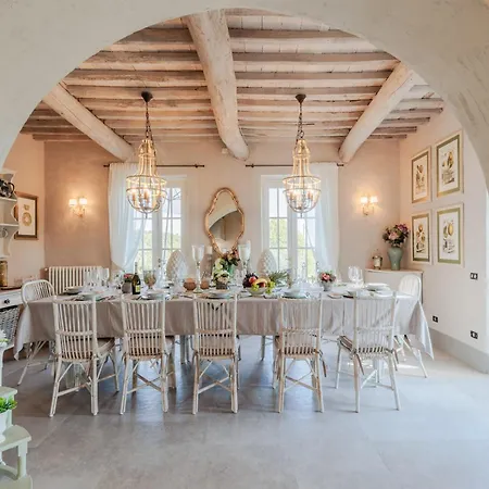 Villa Tuscan With Stunning Views