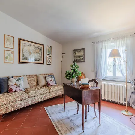 Villa Tuscan With Stunning Views *