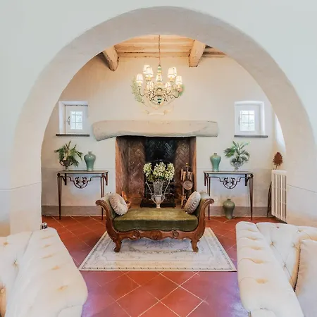 Villa Tuscan With Stunning Views