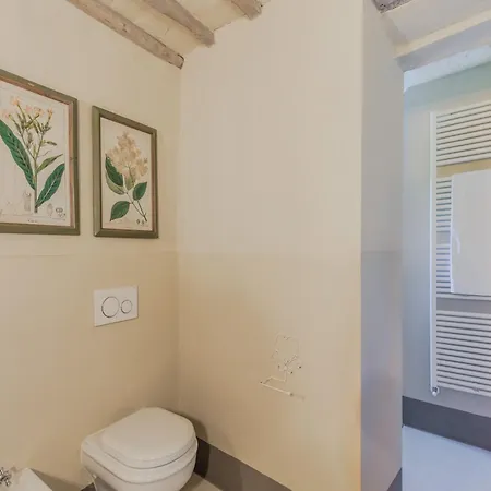 Villa Tuscan With Stunning Views