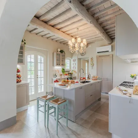 Villa Tuscan With Stunning Views *