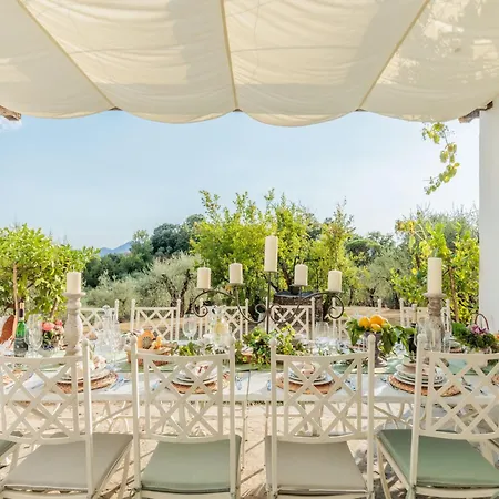 Tuscan With Stunning Views Villa