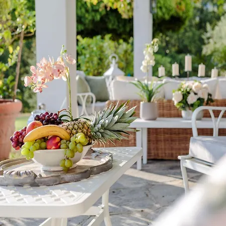 Tuscan With Stunning Views Capannori