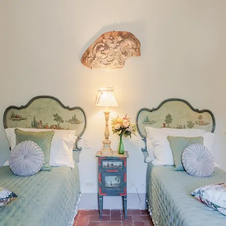 Tuscan With Stunning Views Villa Capannori